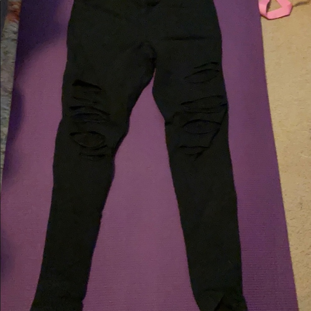 Guess leggings ripped with lace under holes